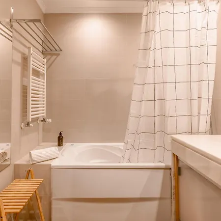 Lux In Priv With Pool, Near Beach, Parking & Easy Access To Lisbon Апартаменты Пареде