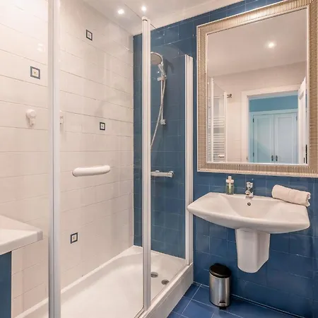 Lux In Priv With Pool, Near Beach, Parking & Easy Access To Lisbon * Пареде