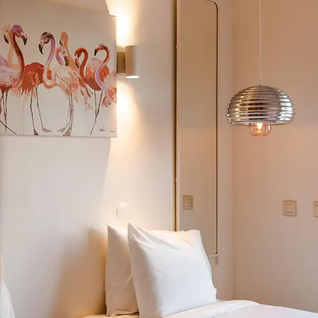 Lux In Priv With Pool, Near Beach, Parking & Easy Access To Lisbon Апартаменты Пареде